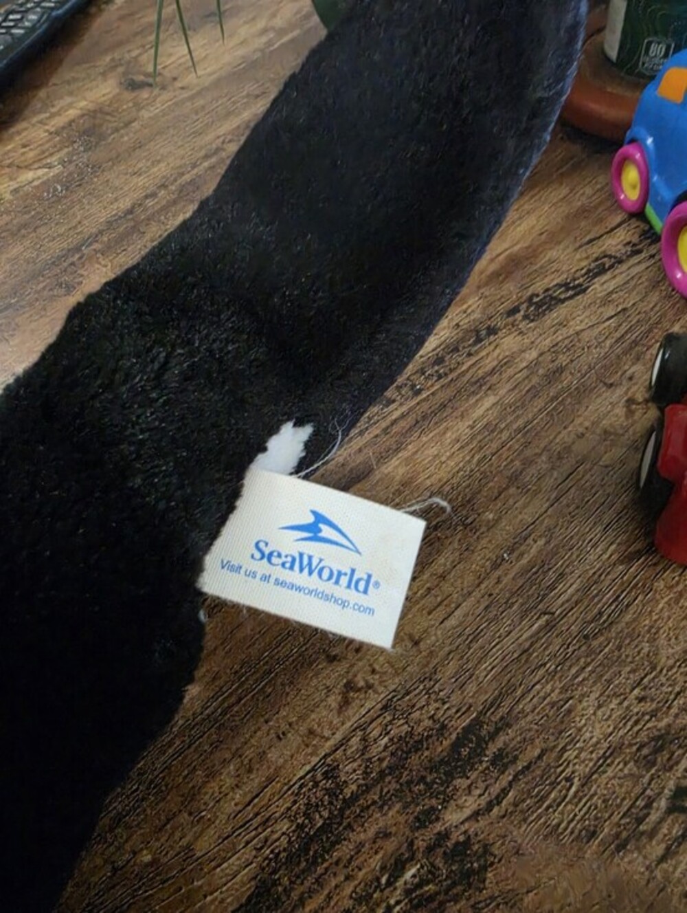 Seaworld Orca Killer Whale Plush - Picture 6 of 6